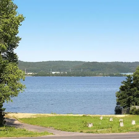 Beautiful Bungalow Directly At The Lake In Nadole Nadole (Pomerania)